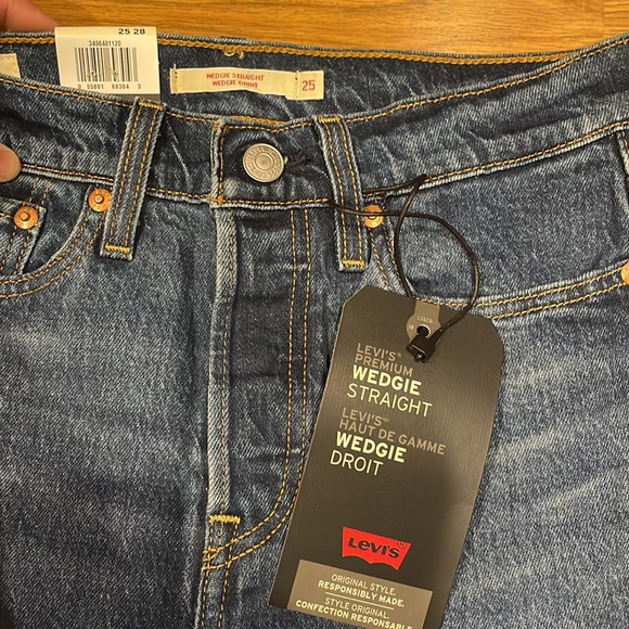 Levi’s Wedgie Straight denim size 25 - Picture 2 of 5